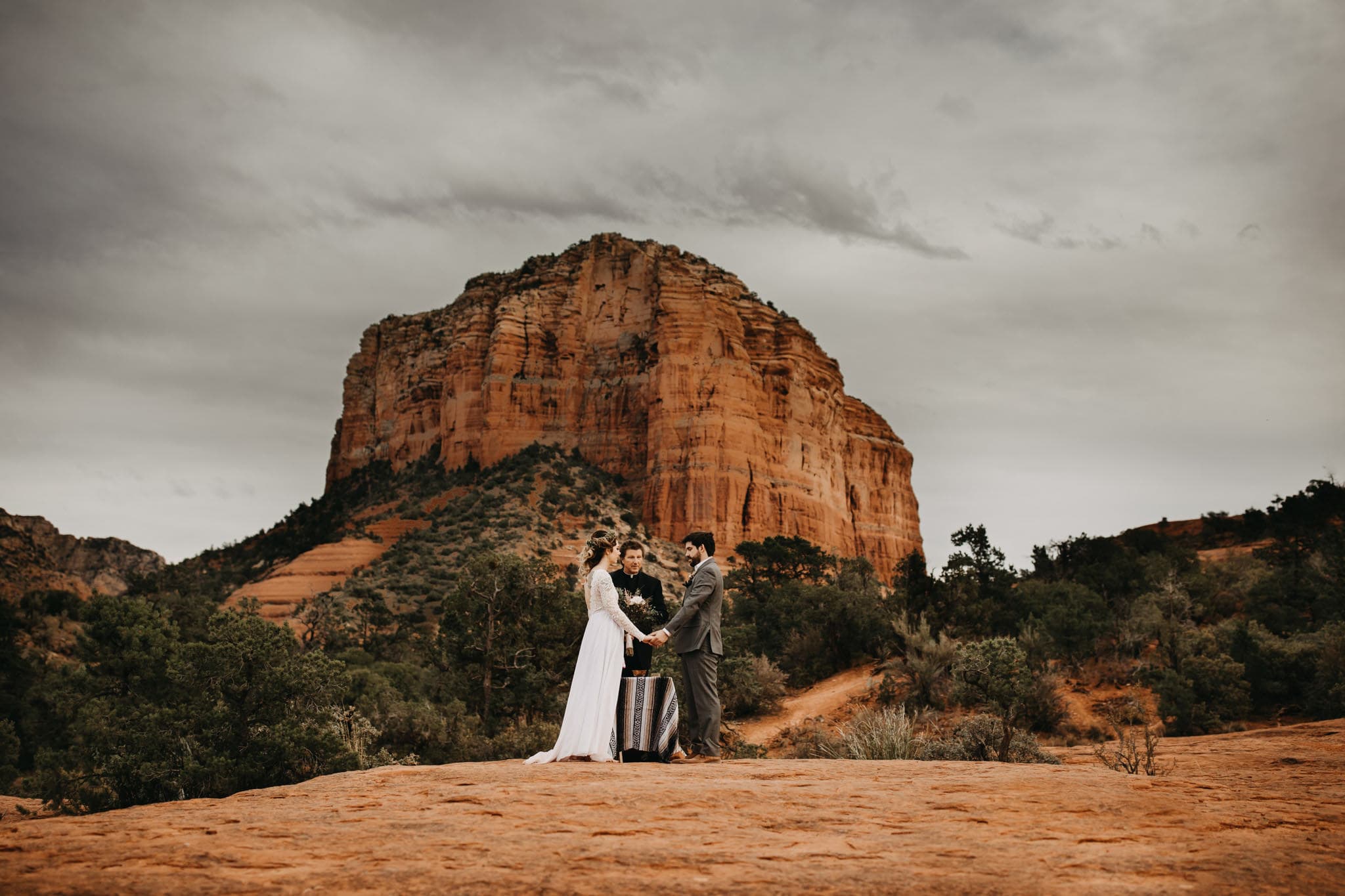 Intimate Sunset Elopement in Sedona