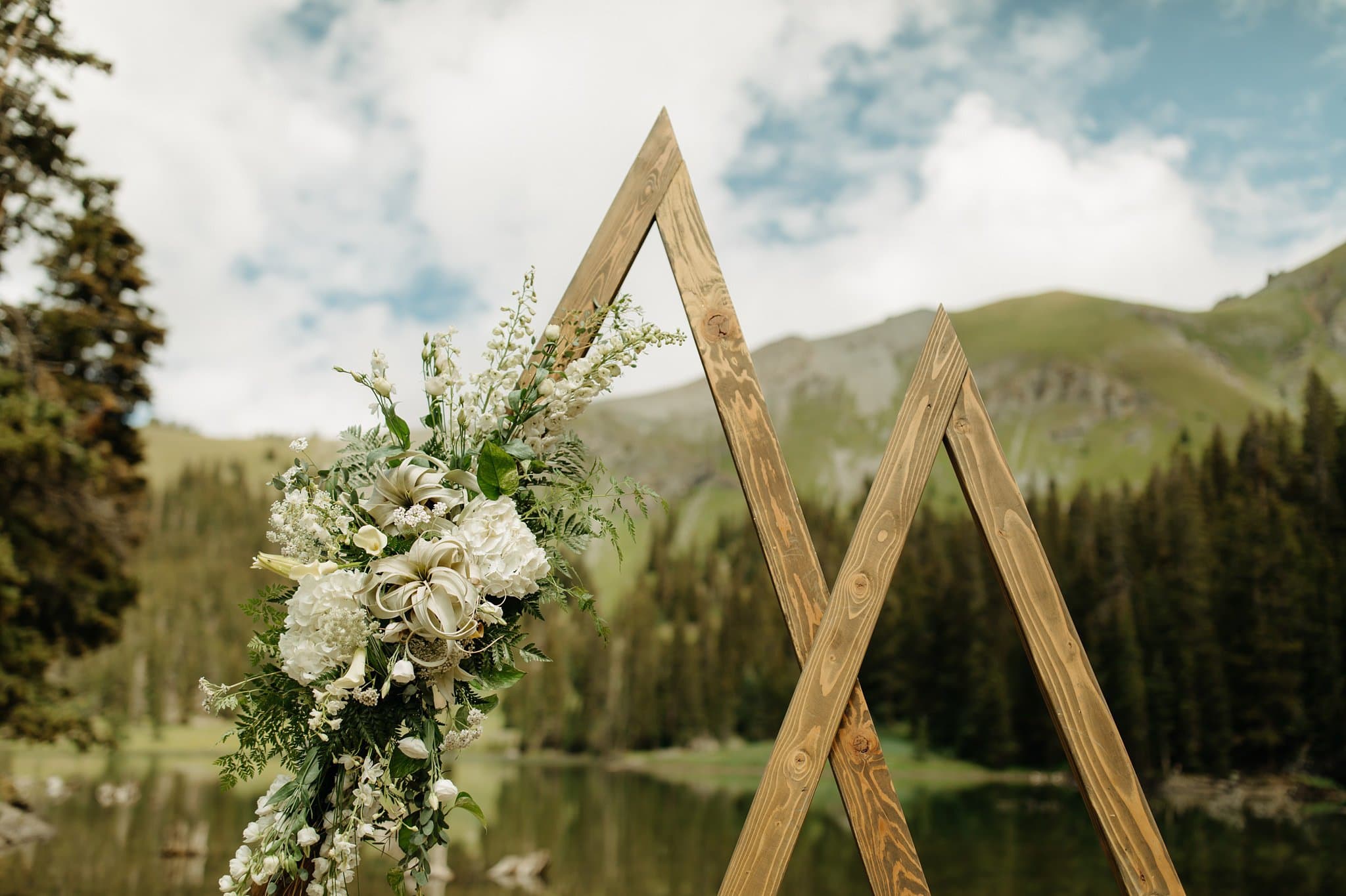 Wedding Details at Alta Lakes Observatory
