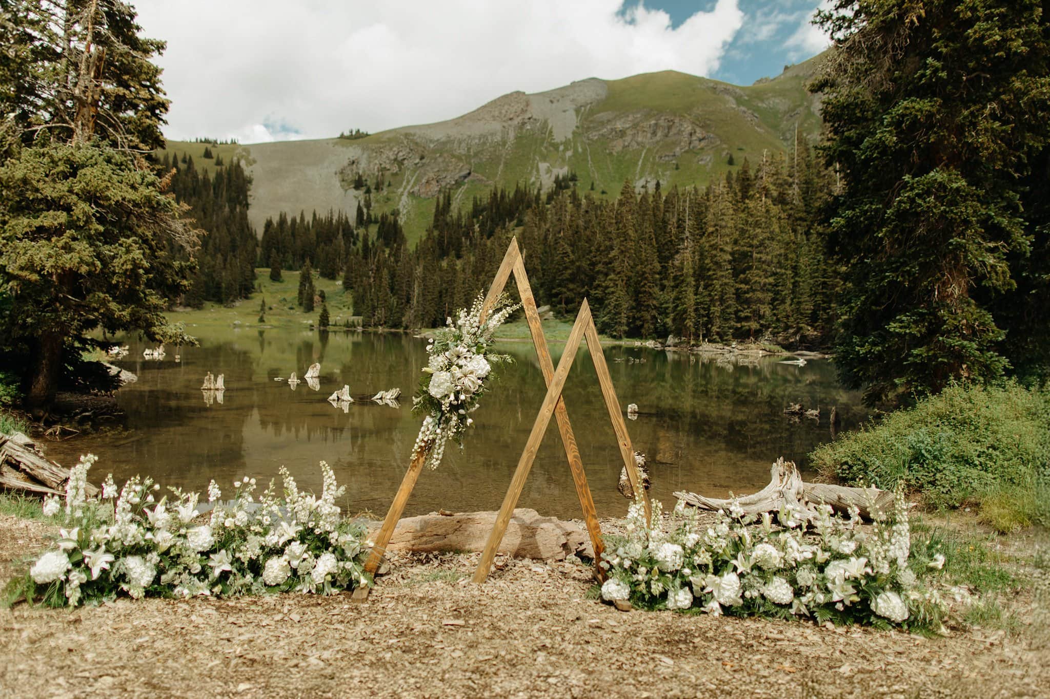 Wedding Details at Alta Lakes Observatory