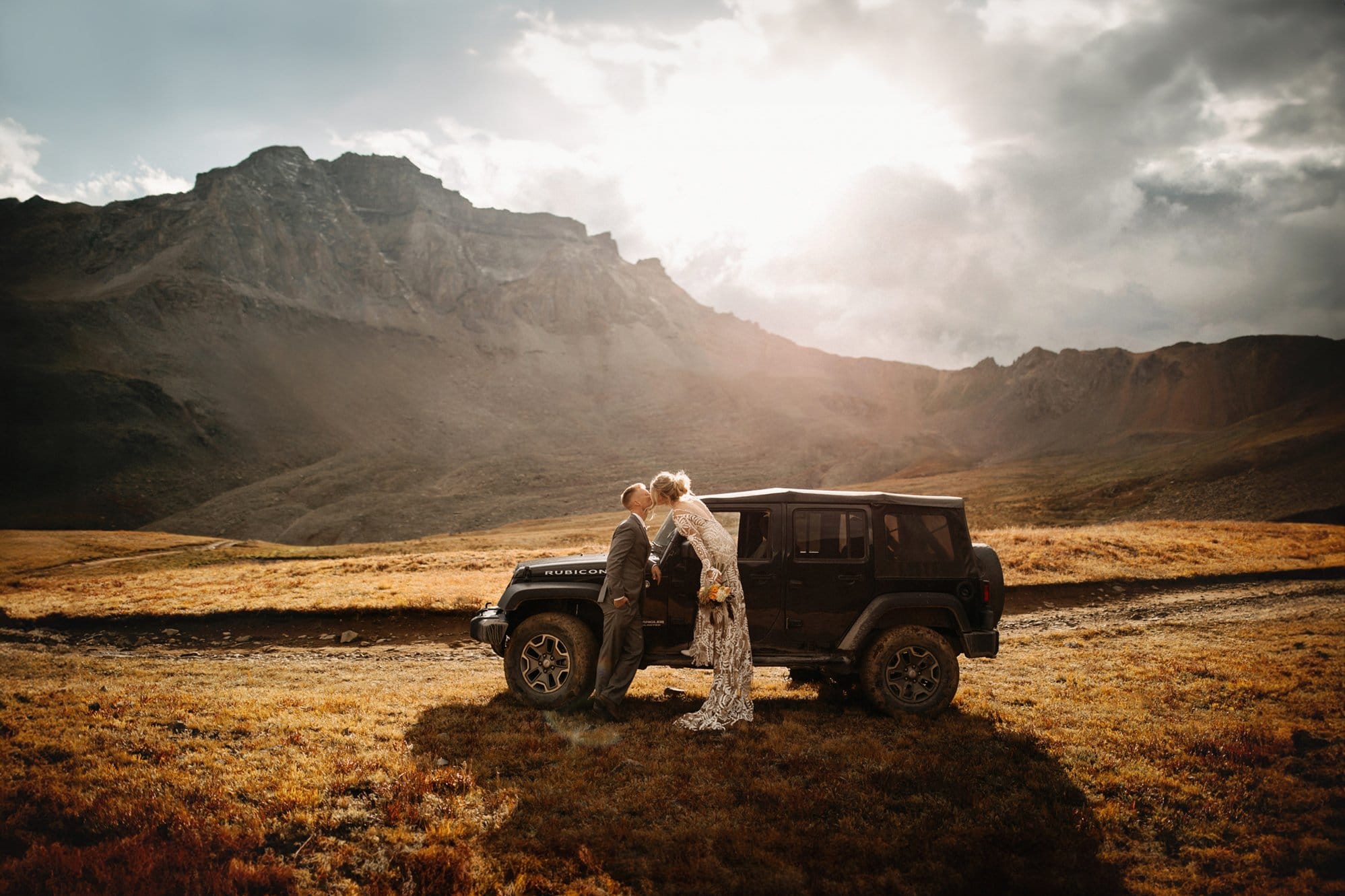 adventure elopement photographer
