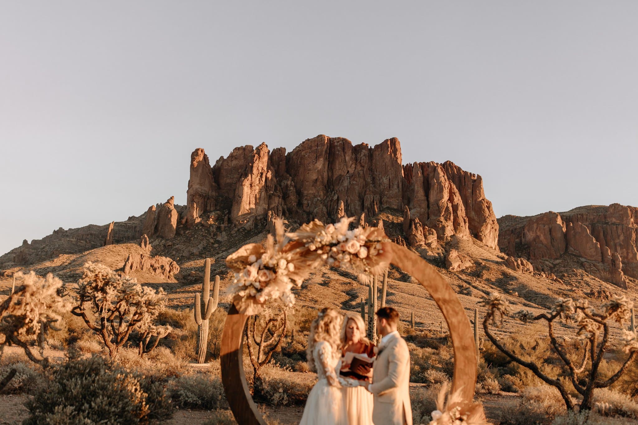 Romantic Elopement at Lost Dutchman State Park