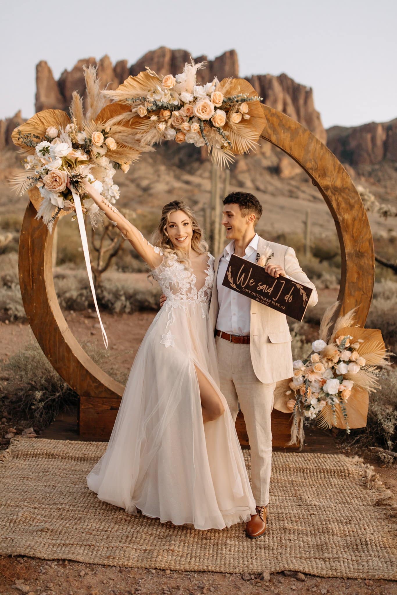 Romantic Elopement at Lost Dutchman State Park