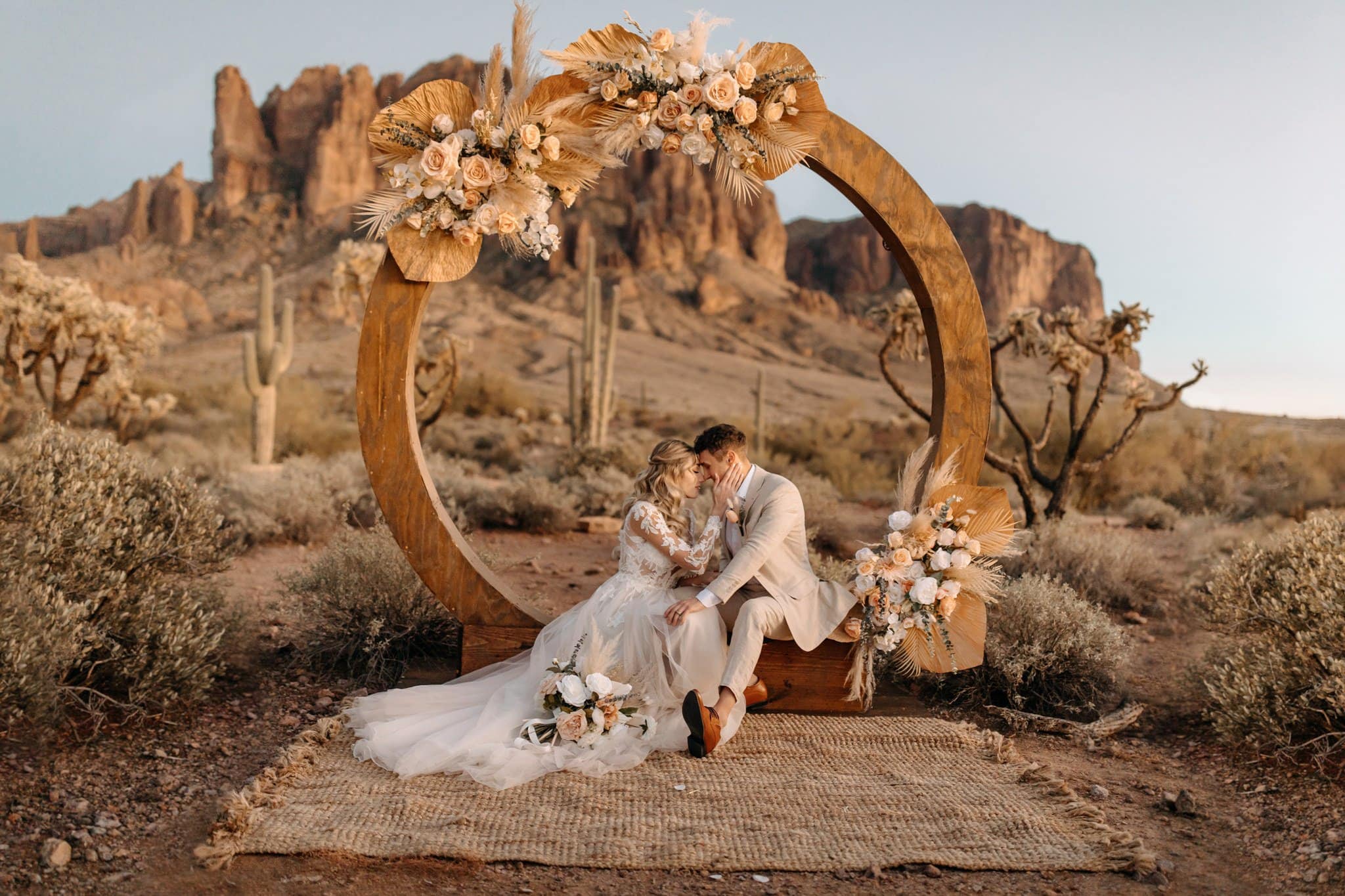 Romantic Elopement at Lost Dutchman State Park
