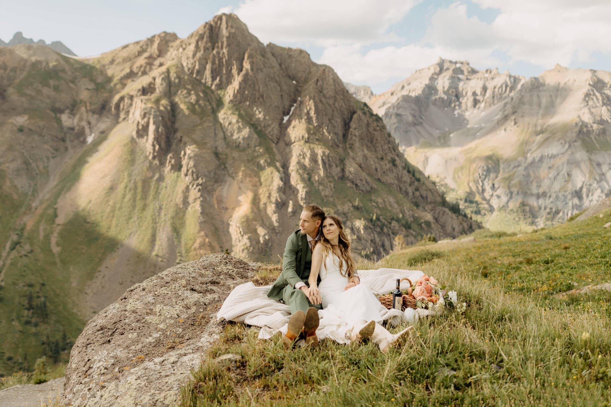 romantic elopement among the wildflowers in Ouray
