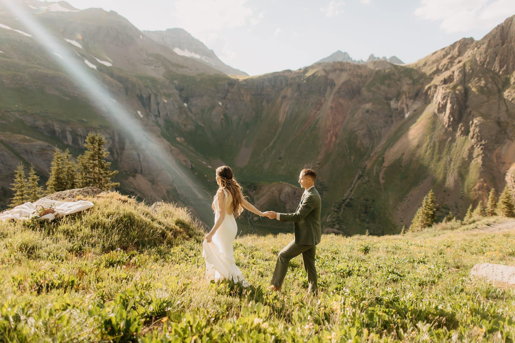 romantic elopement among the wildflowers in Ouray