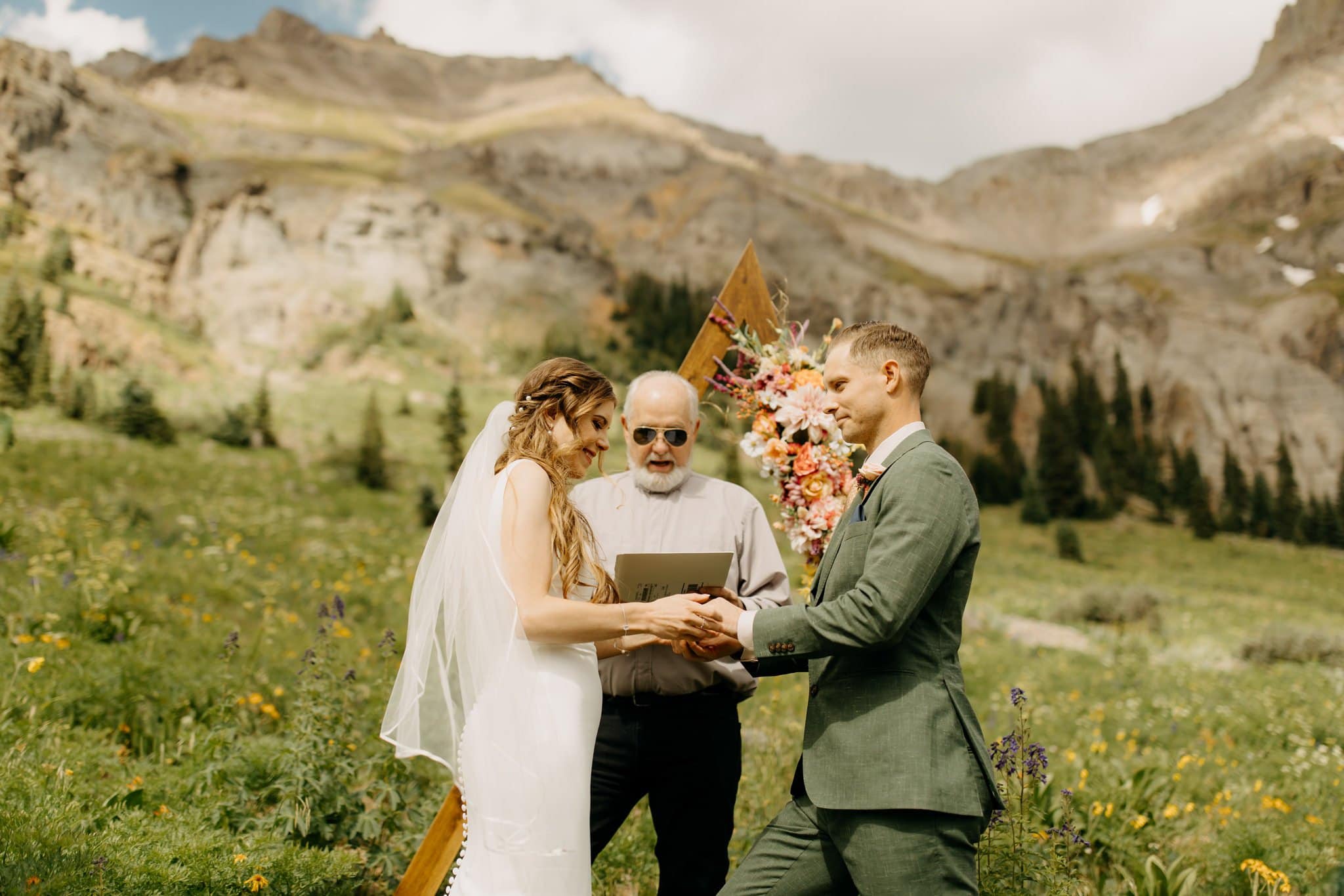 romantic elopement among the wildflowers in Ouray