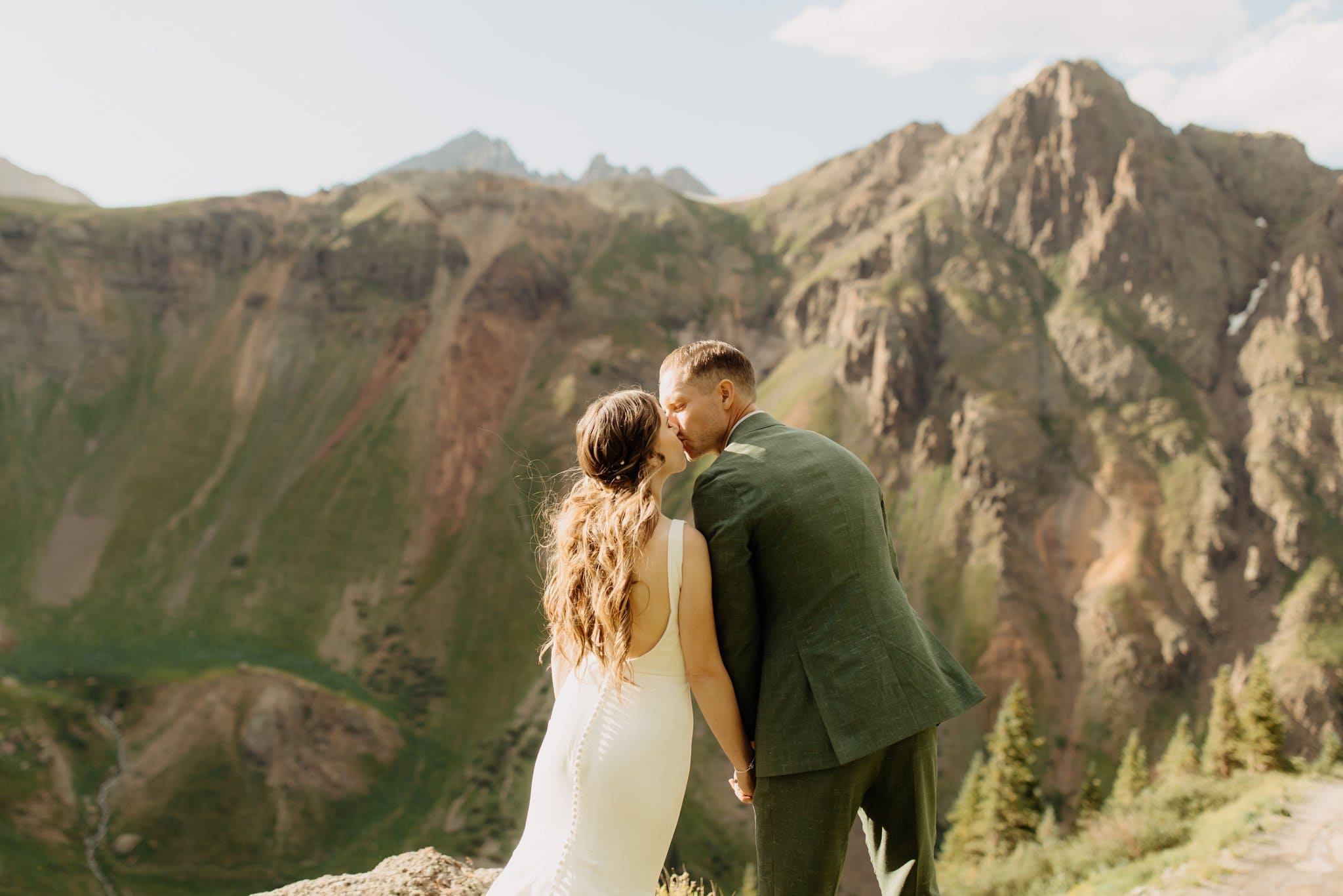 romantic elopement among the wildflowers in Ouray
