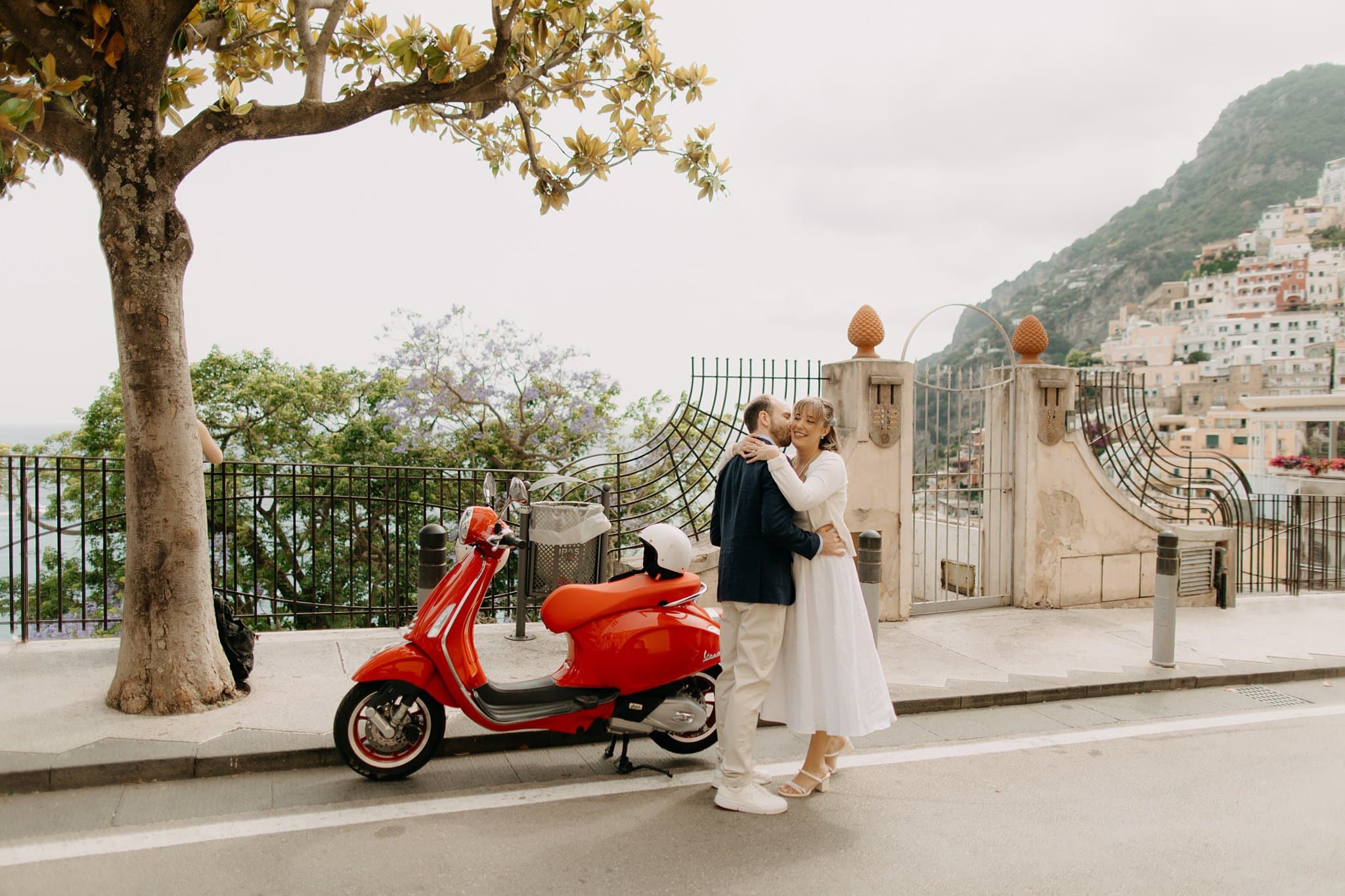 Engagement session in Positano with moped