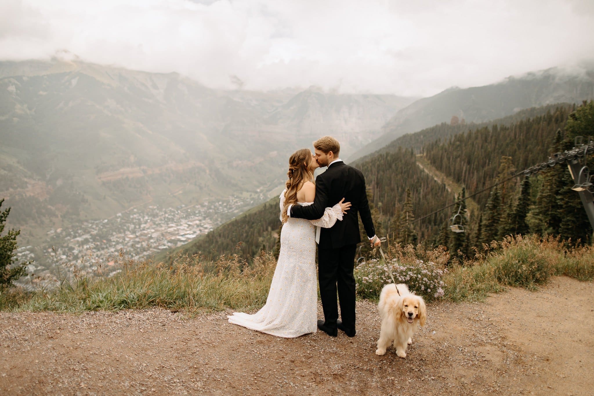Romantic Lakeside Elopement in Telluride Romantic Lakeside Elopement in Telluride