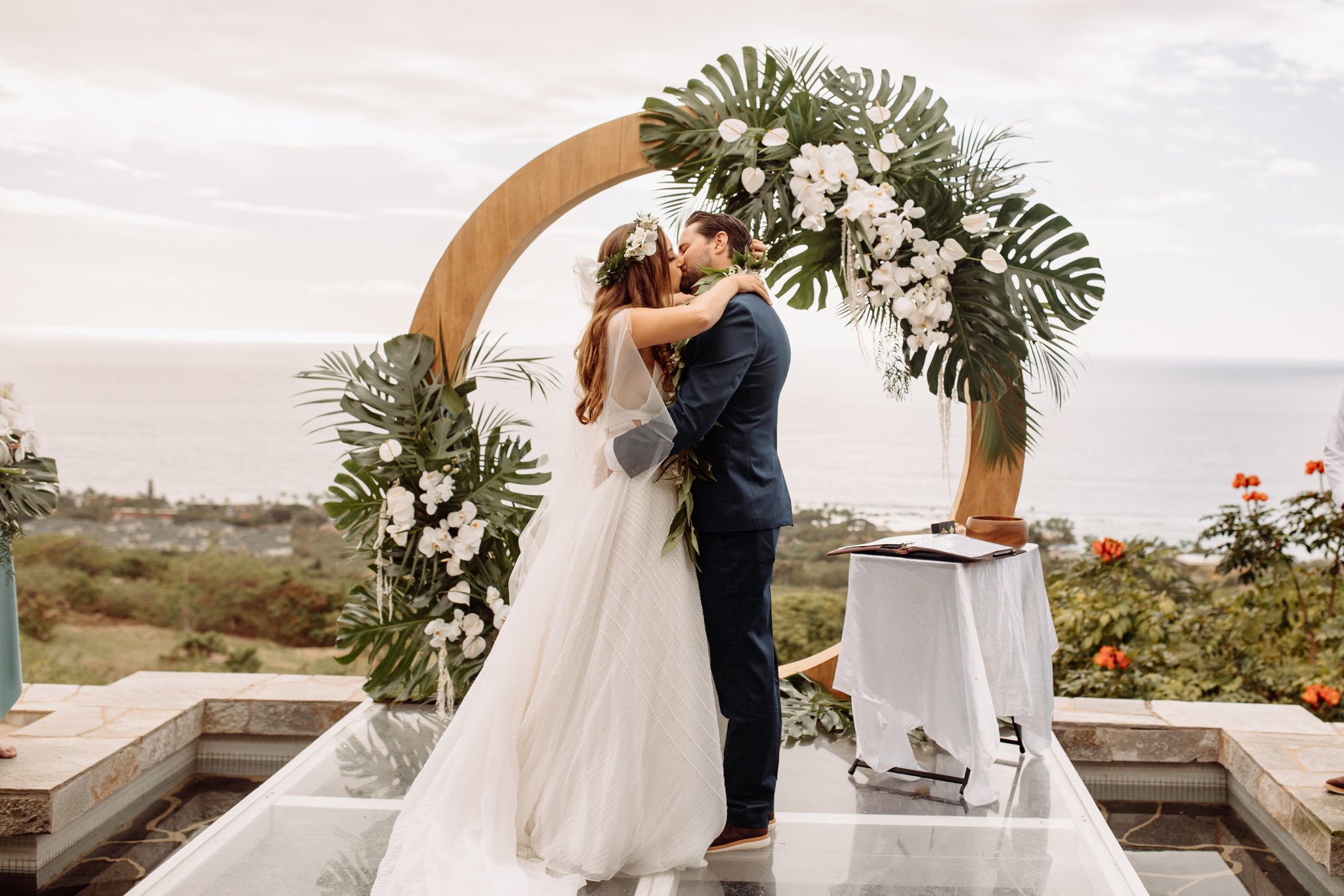 Intimate Wedding Overlooking the Big Island of Hawaii