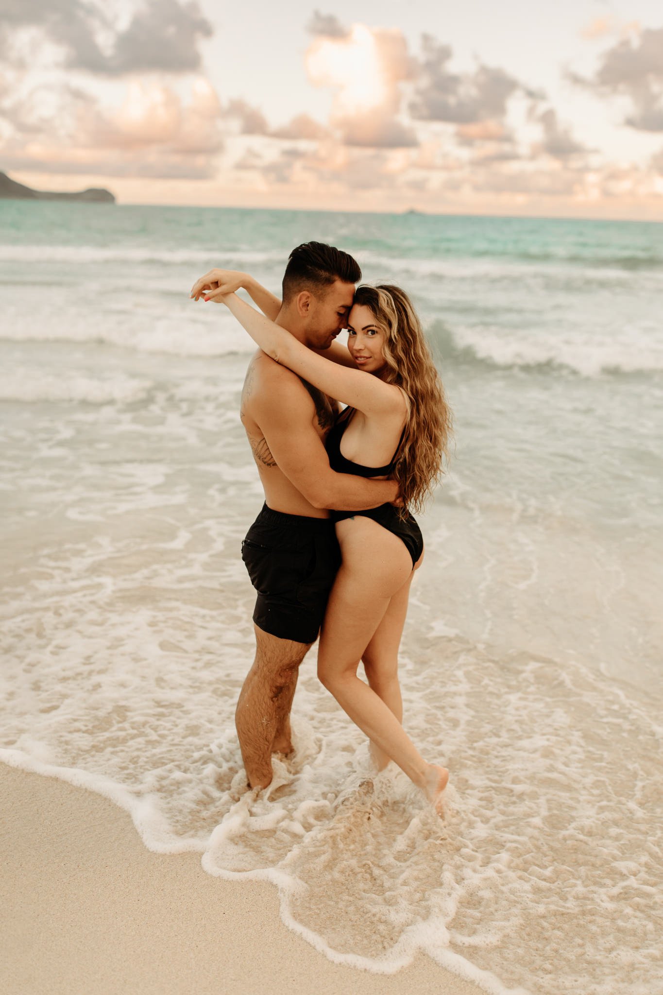 Couples Surf Session on Oahu, Hawaii